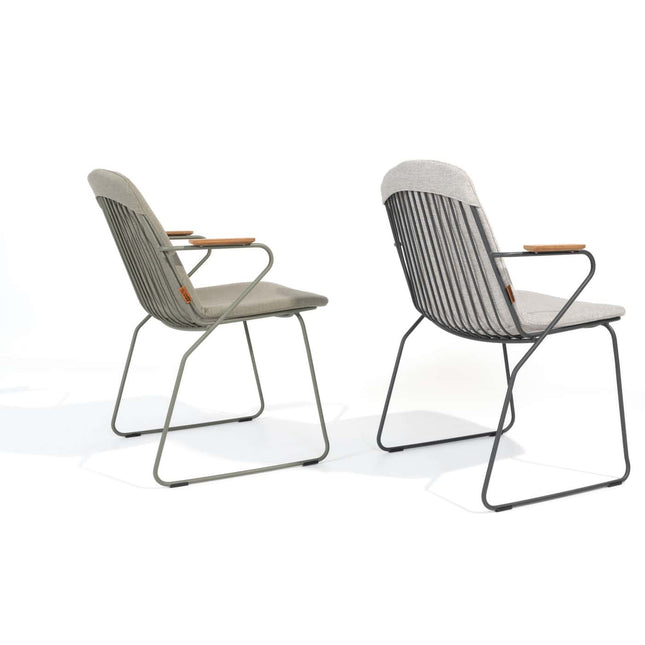 4 Seasons Outdoor Veneto dining antraciet + Taste 4SO Ambassador teak tafel 240 x 100 cm