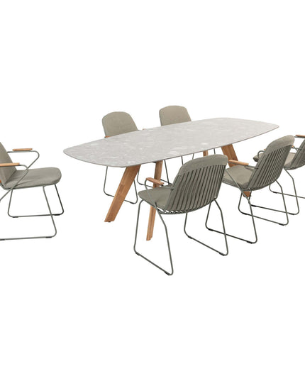4 Seasons Outdoor Veneto dining olive + Montana tafel barrel teak onderstel met keramiek terrazzo 240 cm
