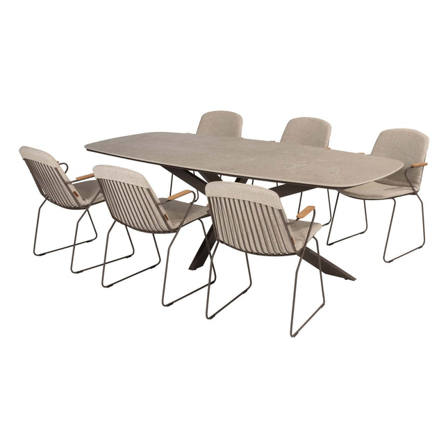 4 Seasons Outdoor Veneto Dining Terre + Geschmack 4SO Prado Tisch mit Keramik -Tisch -Top Barrel Terre 240 cm