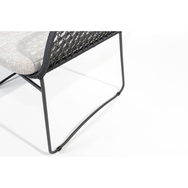 4 Seasons Outdoor Aprilla dining antraciet + Taste 4SO Ambassador teak tafel 240 x 100 cm