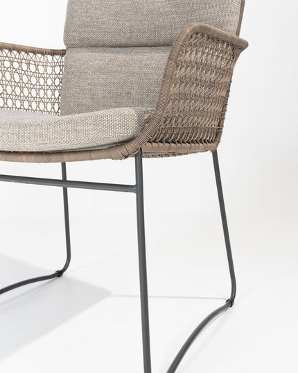 4 Seasons Outdoor Aprilla Dining Pure + Taste 4SO Prado Teaktisch 130 Ø CM