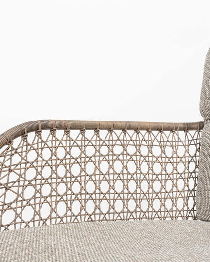 4 Seasons Outdoor Aprilla Dining rein + Geschmack 4SO Noah Teaktisch Anthrazit Basis 260 cm