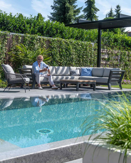 4 Seasons Outdoor Meteoro Lounge Set + Mitte + Capitol Couchtabelle 90 x 90 cm