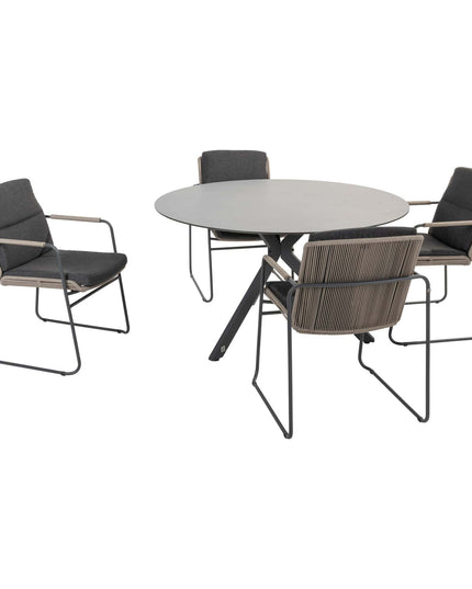 Taste 4SO Parma stapelbare dining + 4 Seasons Outdoor Locarno tafel HPL slate antraciet 130 Ø cm