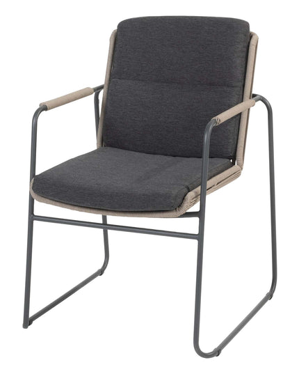 Taste 4SO Parma stapelbare dining + 4 Seasons Outdoor Goa tafel HPL wood look 220 cm