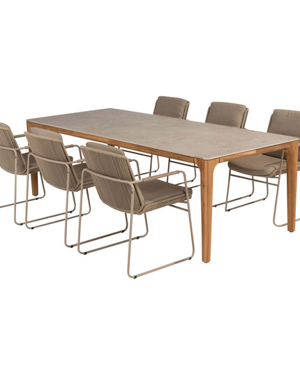 Taste 4SO Parma stapelbare dining latte + Liam tafel met keramisch tafelblad 240 cm