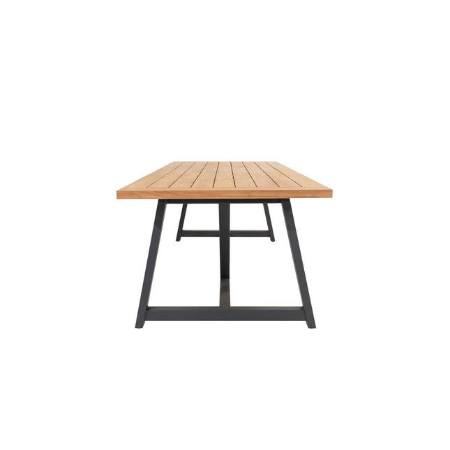 Taste 4SO Parma stapelbare dining + Noah teak tafel 260 cm