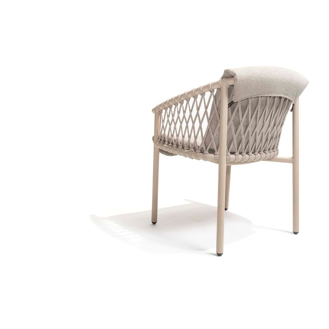 4 Seasons Outdoor Allora Essstuhl Latte + Geschmack 4SO Liam Tisch mit Keramikblatt 240 cm