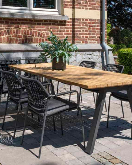 Taste 4SO Barista Dining Anthrazit + Botschafter Teaktabelle 240 cm