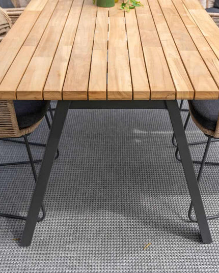 Taste 4SO Belmond Dining Naturel + Botschafter Tabelle 240 cm