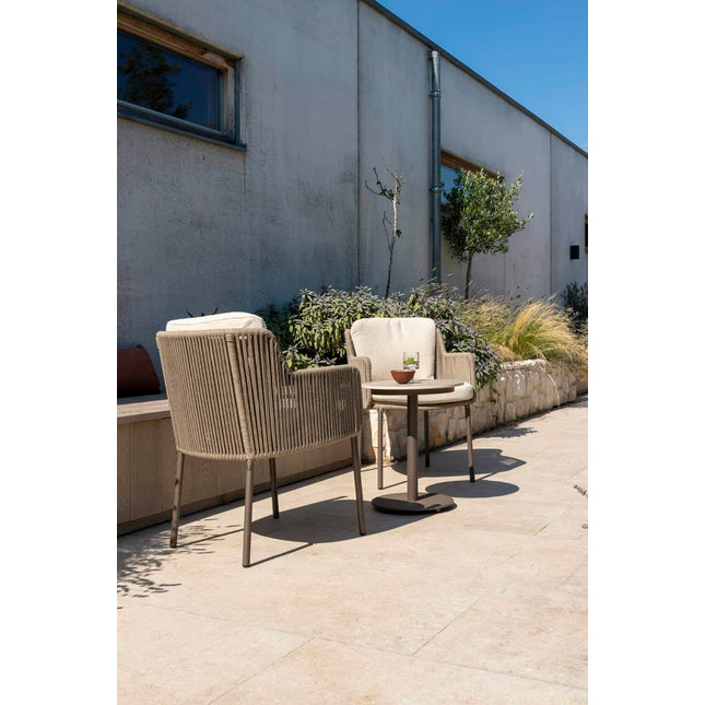 4 Seasons Outdoor Bernini Essstuhl Terre + Vermont Esstisch mit Keramiktisch Top Terre 75 x 75 cm