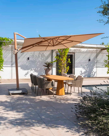 4 Seasons Outdoor Bernini dining stoel + Taste 4SO Capri tafel barrel-vorm teak 240 cm