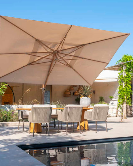 4 Seasons Outdoor Bernini dining stoel + Taste 4SO Capri tafel barrel-vorm teak 240 cm