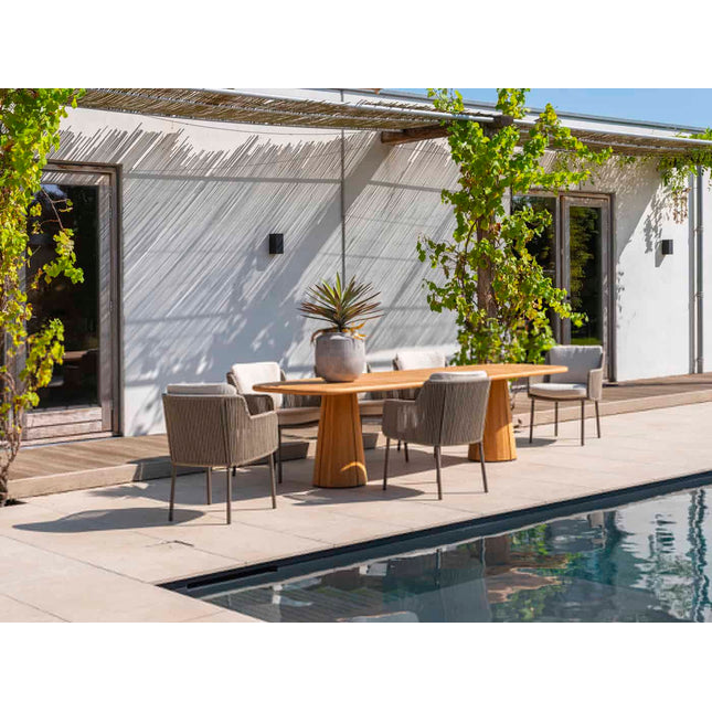 4 Seasons Outdoor Bernini Essstuhl + Geschmack 4SO Capri Tisch-Fass-Form-Teak 280 cm