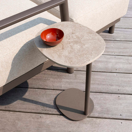 4 Seasons Outdoor Sofie bijzettafel met keramisch tafelblad 35 x 30 x 50 cm terre