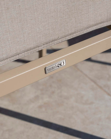 Taste 4SO Cortina dining + Prado teak tafel 130 Ø cm teak onderstel