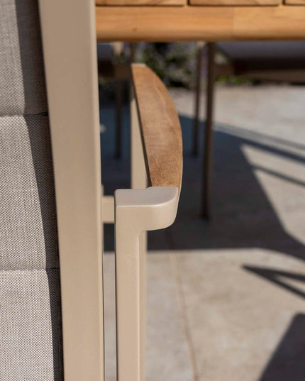 Taste 4SO Cortina dining + Liam eettafel teak 180 x 100 cm