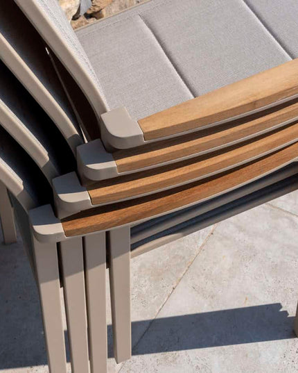 Taste 4SO Cortina dining + Liam eettafel teak 180 x 100 cm
