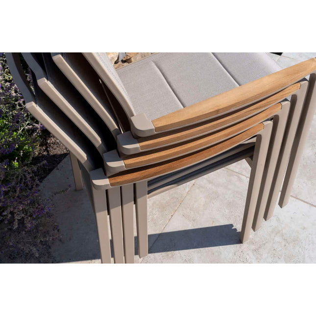 Taste 4SO Cortina dining + Prado tafel met keramisch tafelblad barrel latte 240 cm