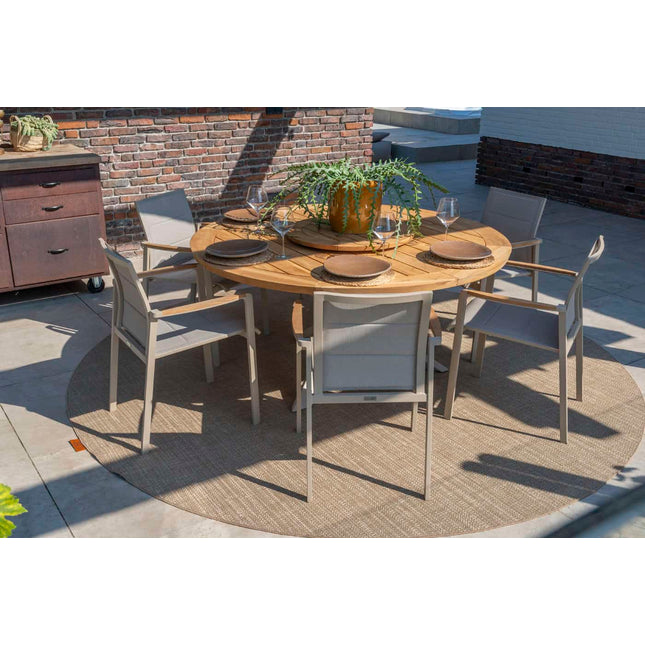 Taste 4SO Cortina dining + Prado teak tafel 160 Ø cm latte onderstel