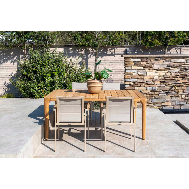 Taste 4SO Cortina Dining + Liam Esstisch Teak 180 x 100 cm