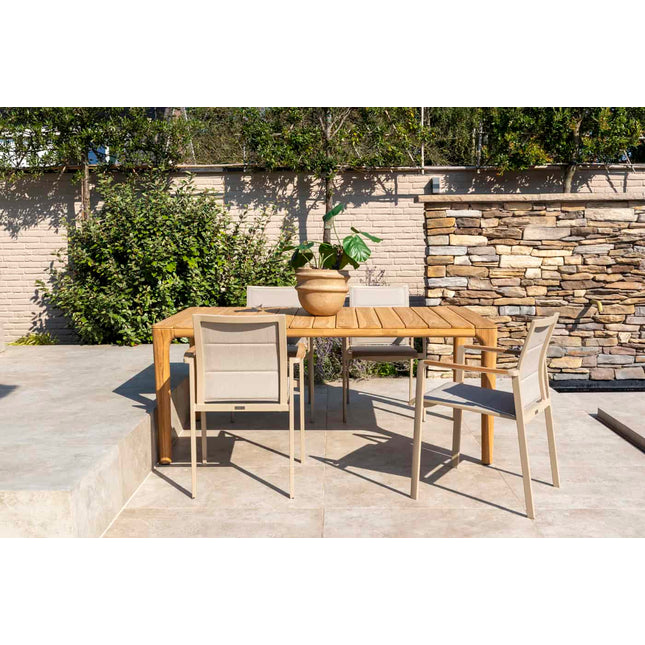 Taste 4SO Cortina Dining + Liam Esstisch Teak 180 x 100 cm