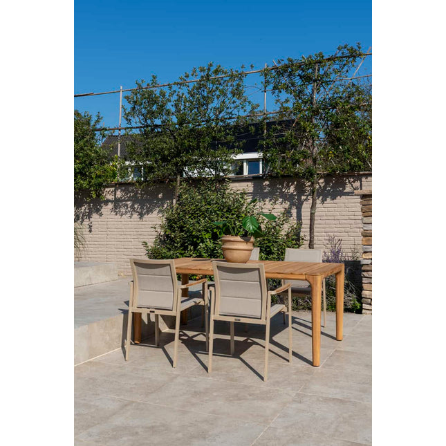 Taste 4SO Cortina Dining + Liam Esstisch Teak 180 x 100 cm