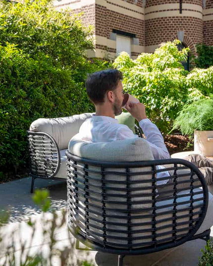 4 Seasons Outdoor Fabrice loungeset + Verdi salontafel 73 Ø cm