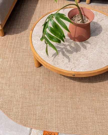 4 Seasons Outdoor Marie Chaise Lounge Bank + Center + Finn Coffee Tische Keramik