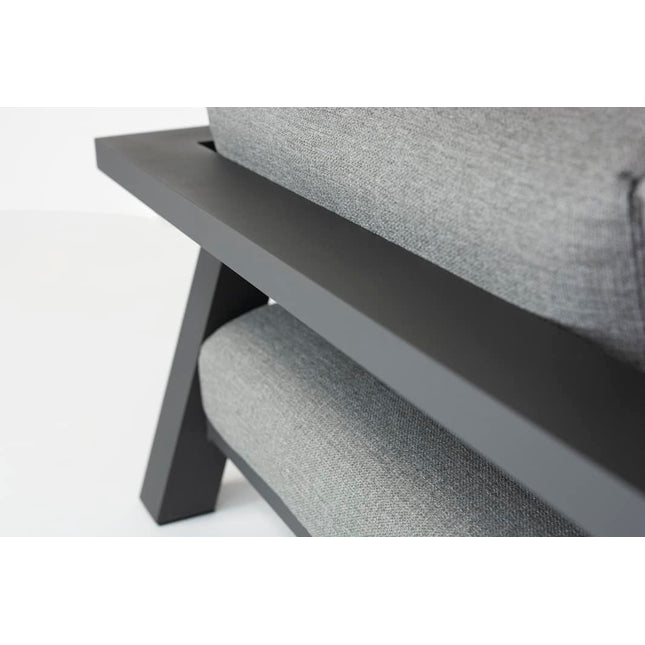 4 Seasons Outdoor Iconic loungeset + Forza hoge salontafel 120 x 70 x 55 cm