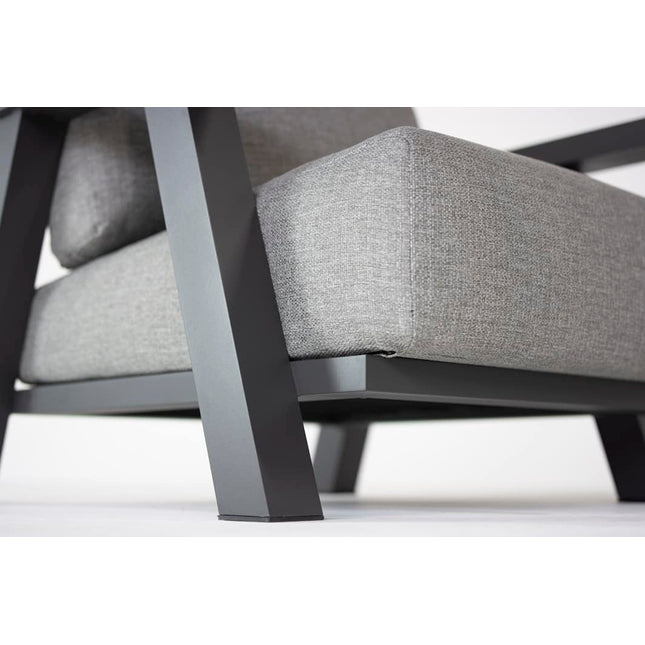 4 Seasons Outdoor Iconic lounge stoel