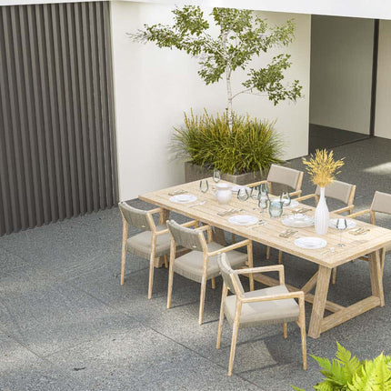 4 Seasons Outdoor Julia stapelbare dining stoel brushed teak incl. 2 kussens