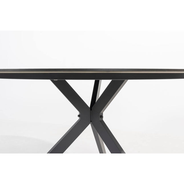 Taste 4SO Parma stapelbare dining + 4 Seasons Outdoor Locarno tafel HPL slate antraciet 130 Ø cm