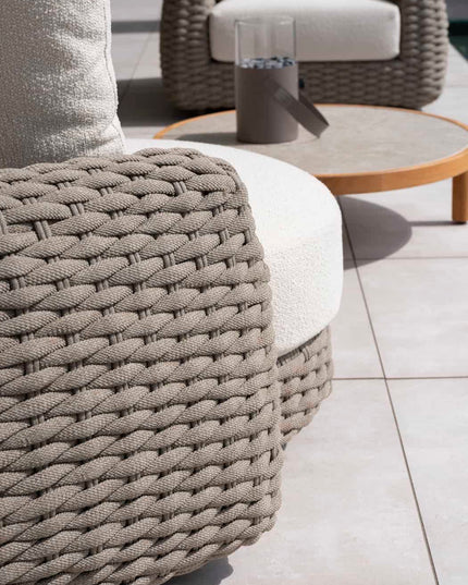 4 Seasons Outdoor Maxime Chaise Lounge Bank + Boaz Kaffeetische Terre