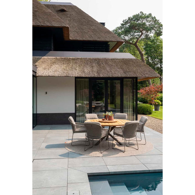 4 Seasons Outdoor Moretti High Back Speisestuhl + Geschmack 4SO Prado Teaktisch Oval 240 cm Terre Ondem