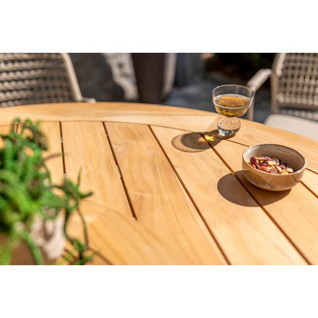 Taste 4SO Parma stapelbare dining + Prado teak tafel 160 Ø cm