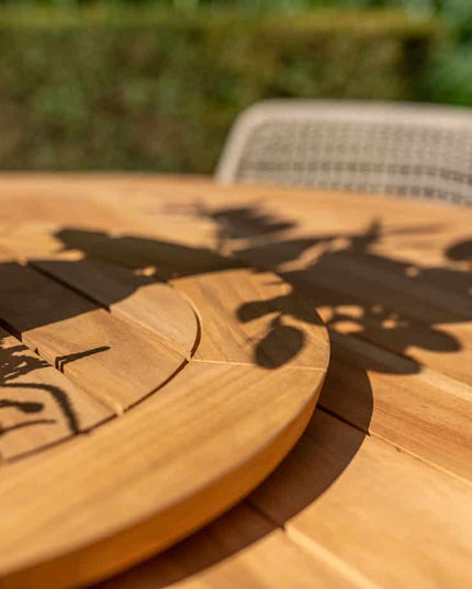 4 Seasons Outdoor Allora dining stoel latte + Taste 4SO Prado teak tafel 160 Ø cm latte onderstel