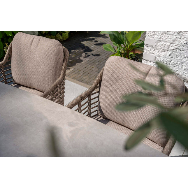 Geschmack 4, also Puglia Essstuhl + Prado Teaktabelle 130 Ø CM Teak -Basis