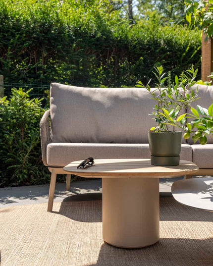 Taste 4SO Puglia loungeset 3-zits loungebank + 2x lounge stoel + Demi set van 2 salontafels latte