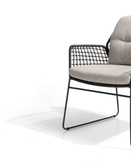 Taste 4SO Rhodos dining stoel + 4 Seasons Outdoor Locarno tafel HPL slate antraciet 160 Ø cm