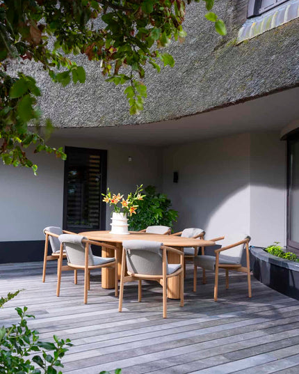 4 Seasons Outdoor Tess dining + Taste 4SO Capri tafel barrel-vorm teak 240 x 110 cm